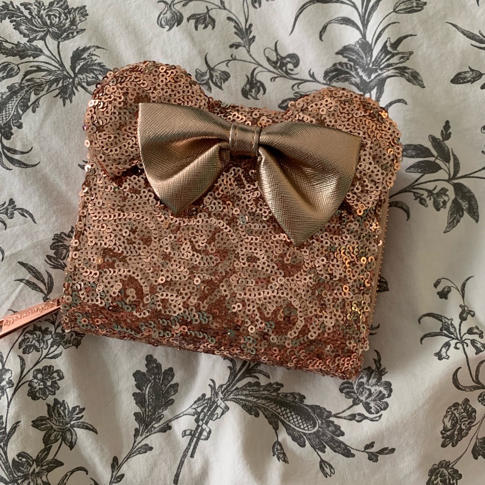 DISNEY PARKS WALLET